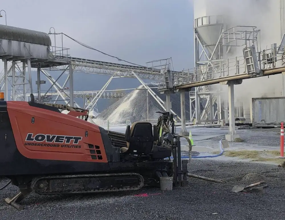 Lovett Services crew at work on a commercial site
